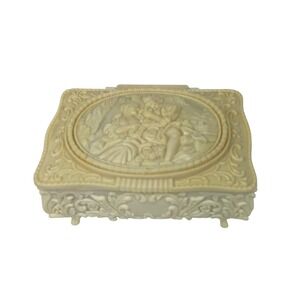 Vintage Jewelry Trinket Box‎ Romantic Couple Relief Decor Dresser Storage